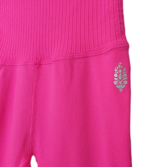 🆕️Free People High-rise 7/8 Good Karma Leggings - Picture 3 of 8